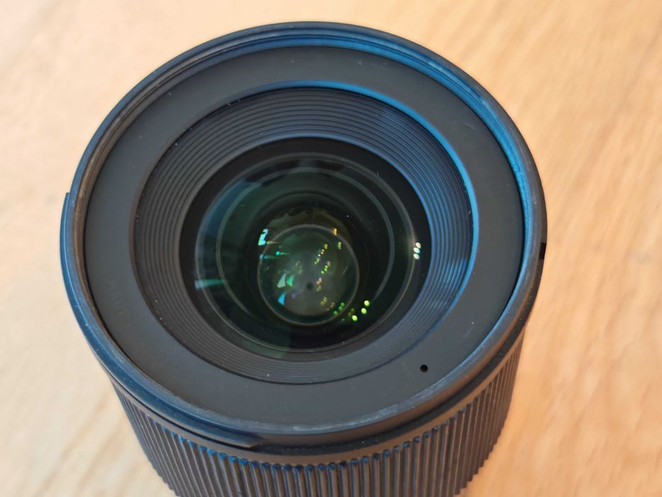 Sigma 16mm f/1.4 DC DN Contemporary за Sony E-mount