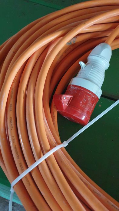 Prelungitor trifazic industrial pentru santier H07BQ-F