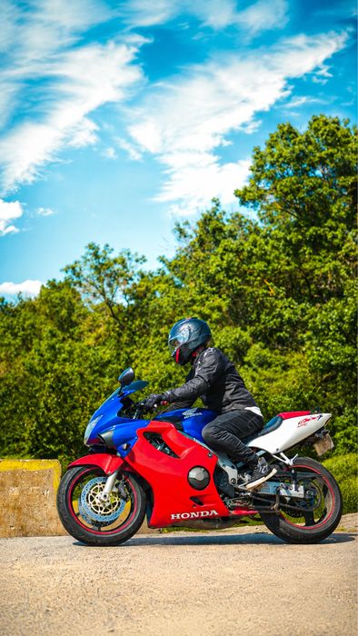 Honda cbr f4 600