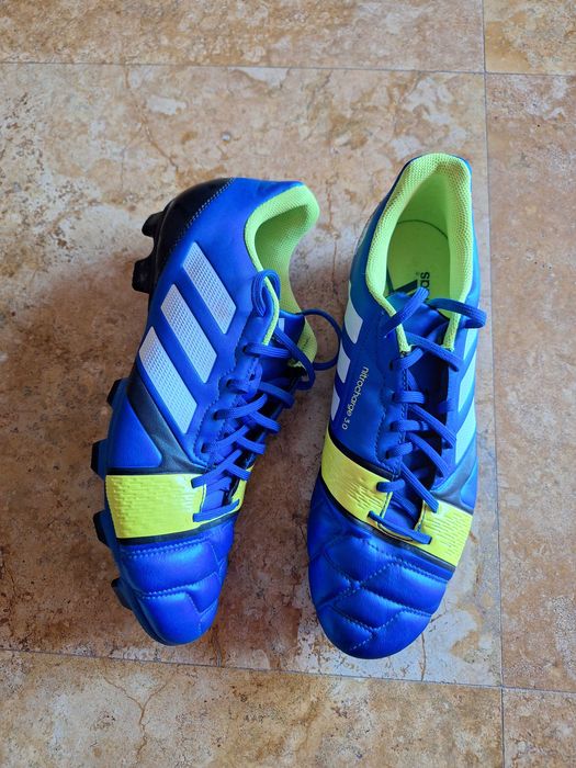 Vând ghete fotbal NOI Adidas 44nitrocharge3