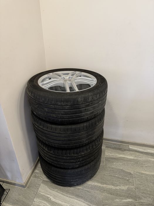 Vand Jante + anvelope de vara (infinti qx 30) SUV