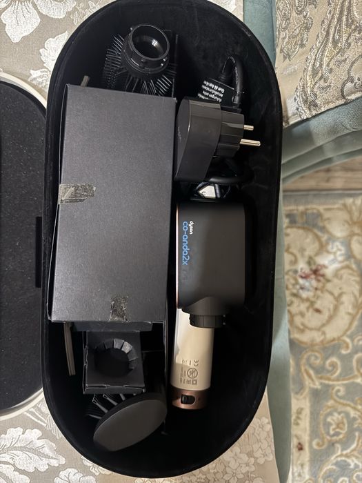 Продам дайсон фен