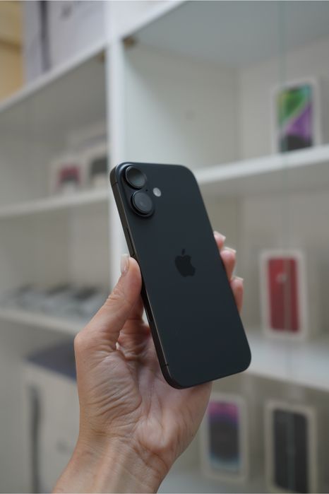 Айфон 17 iphone 17 256 гб оригинал без ремонтов гарантия