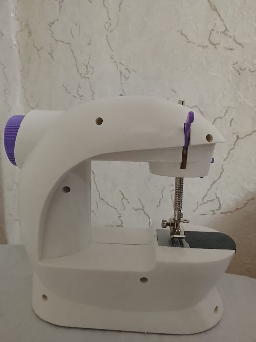 продам швейную машинку