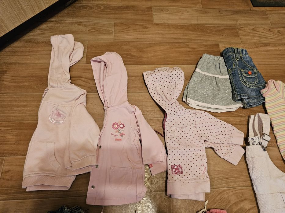 Большой пакет одежды для девочки до 1.5 лет