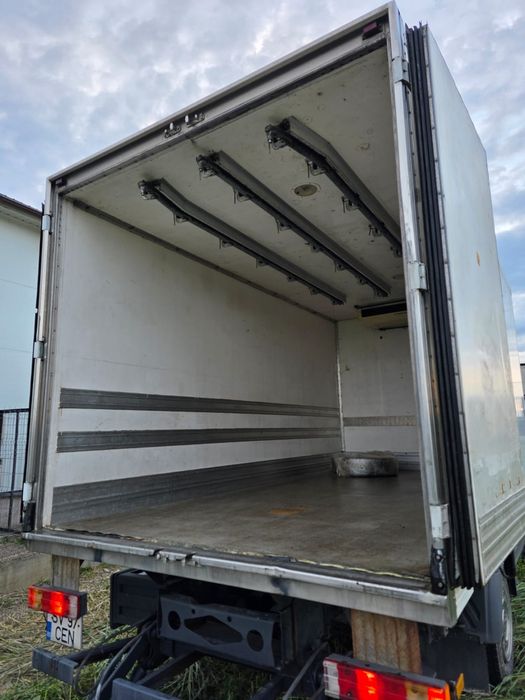 Camion frigorific atego