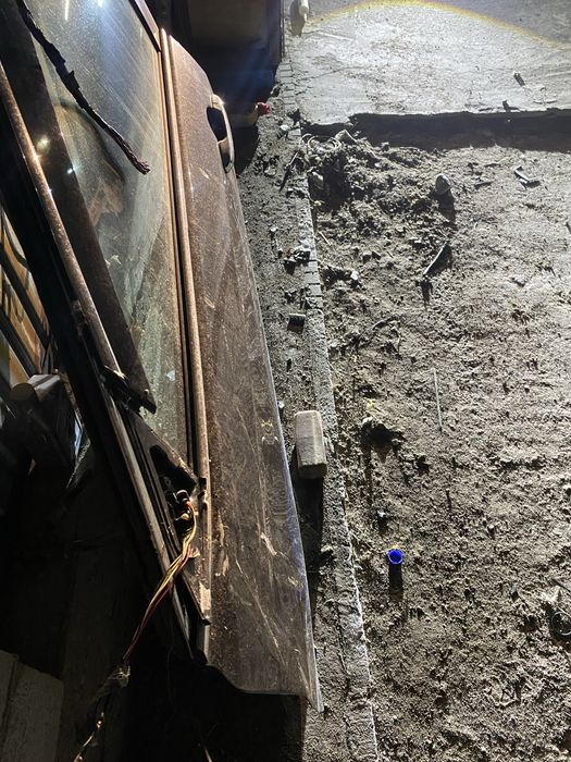 Дверь Водительский на Тойота 50