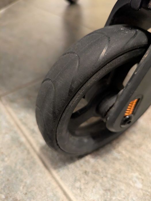 Ergobaby metro+ Deluxe бебешка количка