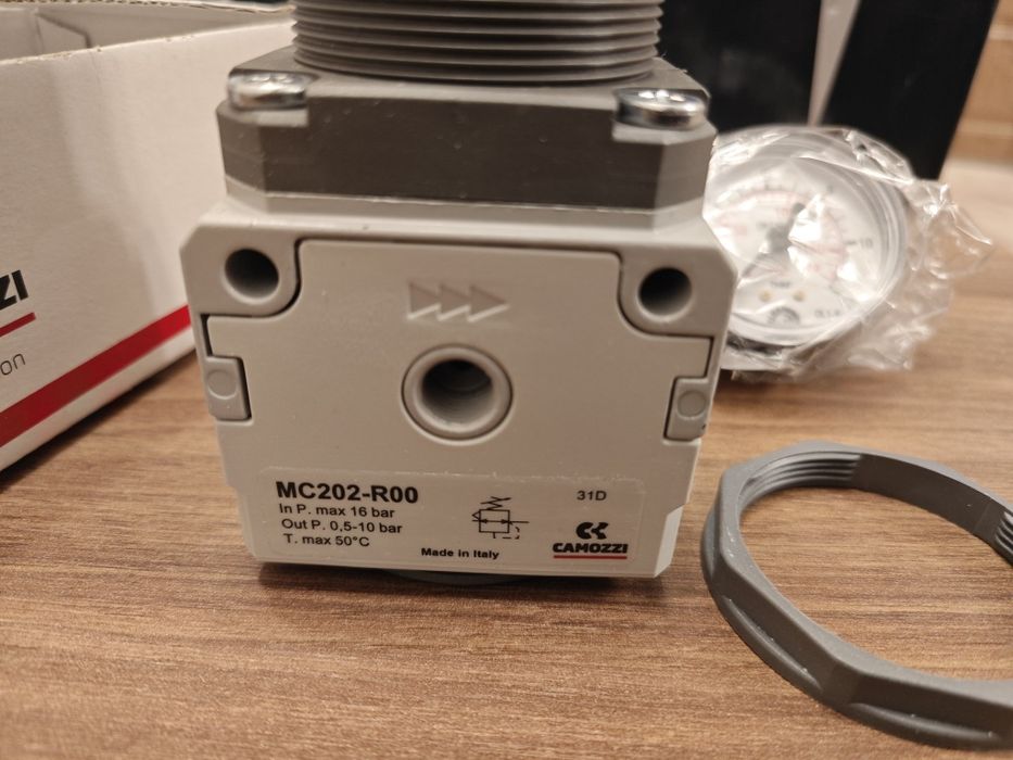 Регулатор на налягането MC202-R00 Camozzi