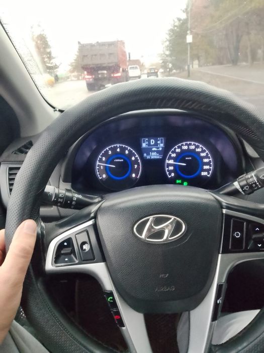 Продам Hundai Solaris 2015 года