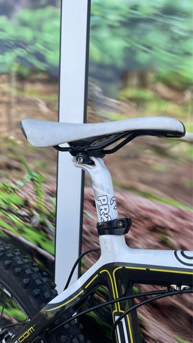 Univega Hardtail 26” carbon