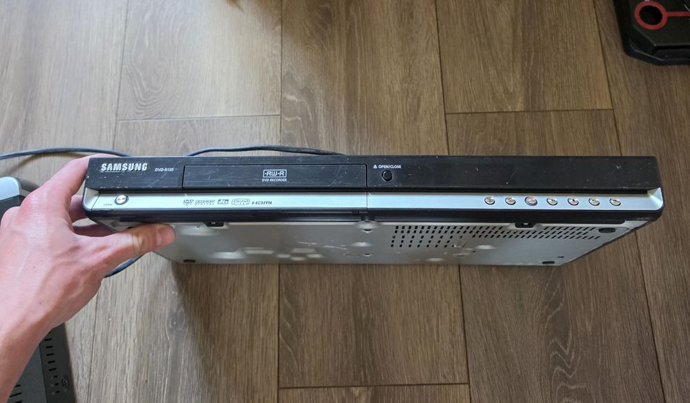 Samsung DVD R135