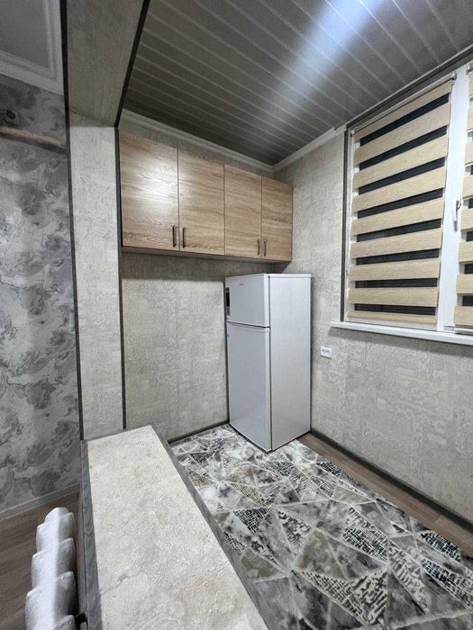 продам квартиру метро мирза улугбек 2/2/4 57000