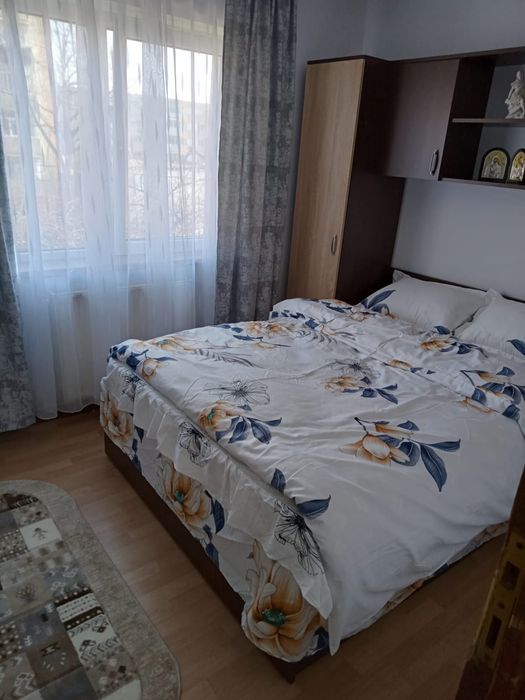 Apartament de închiriat