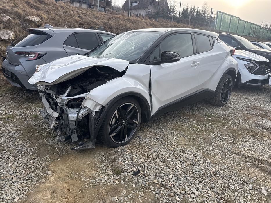 Toyota  C-HR  CHR  GR SPORT 2022 facelift avariat
