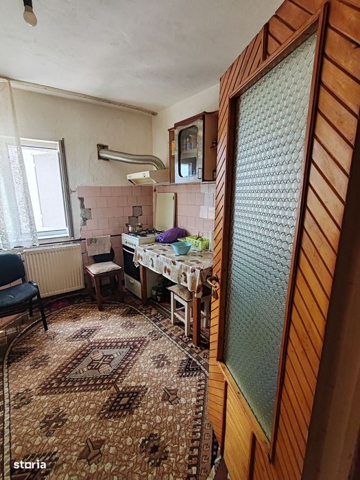 Vând apartament 3 camere micro 4