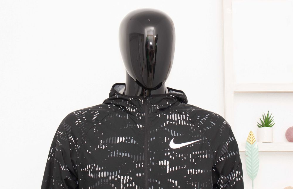 Nike оригинално мъжко яке черно с принт с качулка ветровка за бягане S