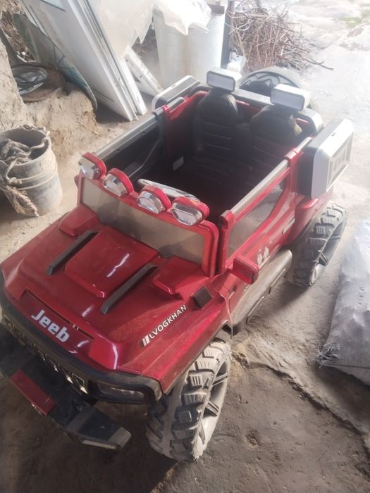 Jep mashinasi Yanggi xolatda bir oy boʻldi olganimga Dastafka bor Xola