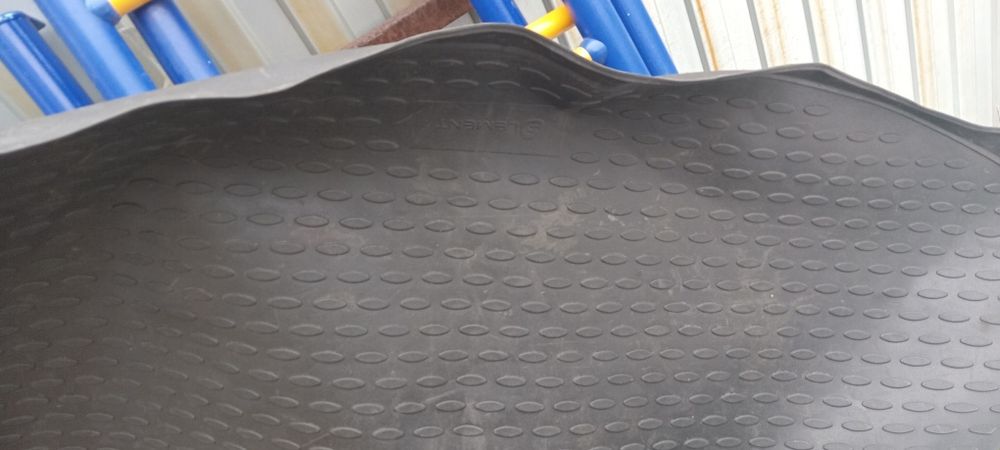 Коврик для багажника