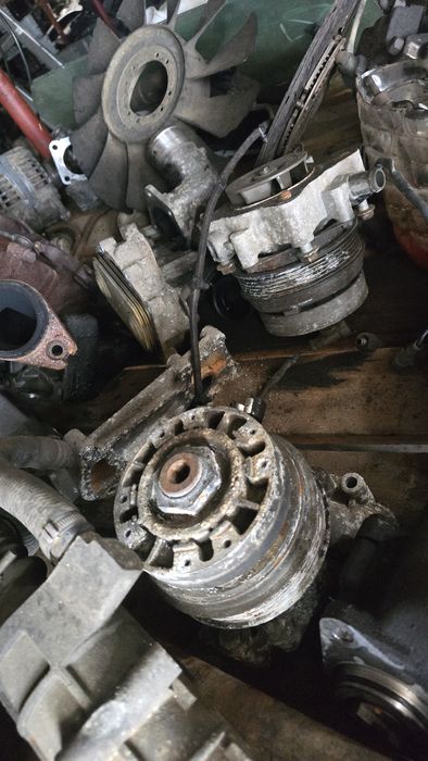Racitor gaze,  egr , pompa servo ,  vascocuplaj  fulie iveco daily