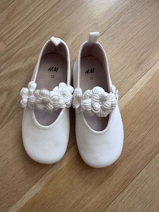 Нови детски обувки H&M номер 23