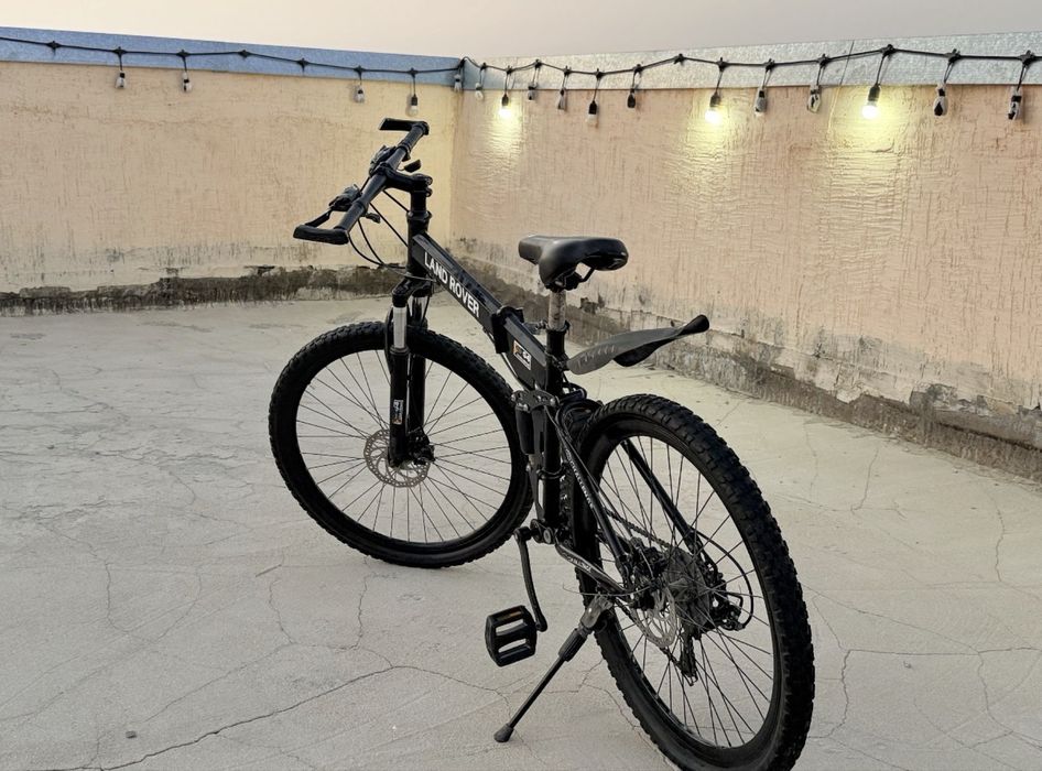 Продам велосипед Land Rover (черный, б/у)