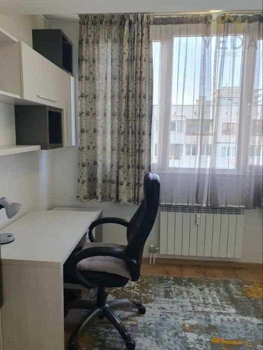 Дава се под наем Тристаен апартамент в София, Център - 90 кв.м за 750 € - Снимка #4