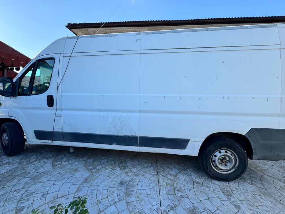Vând Peugeot Boxer 2010