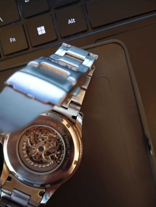 ceas automatic cadran transparent Elgin, USA