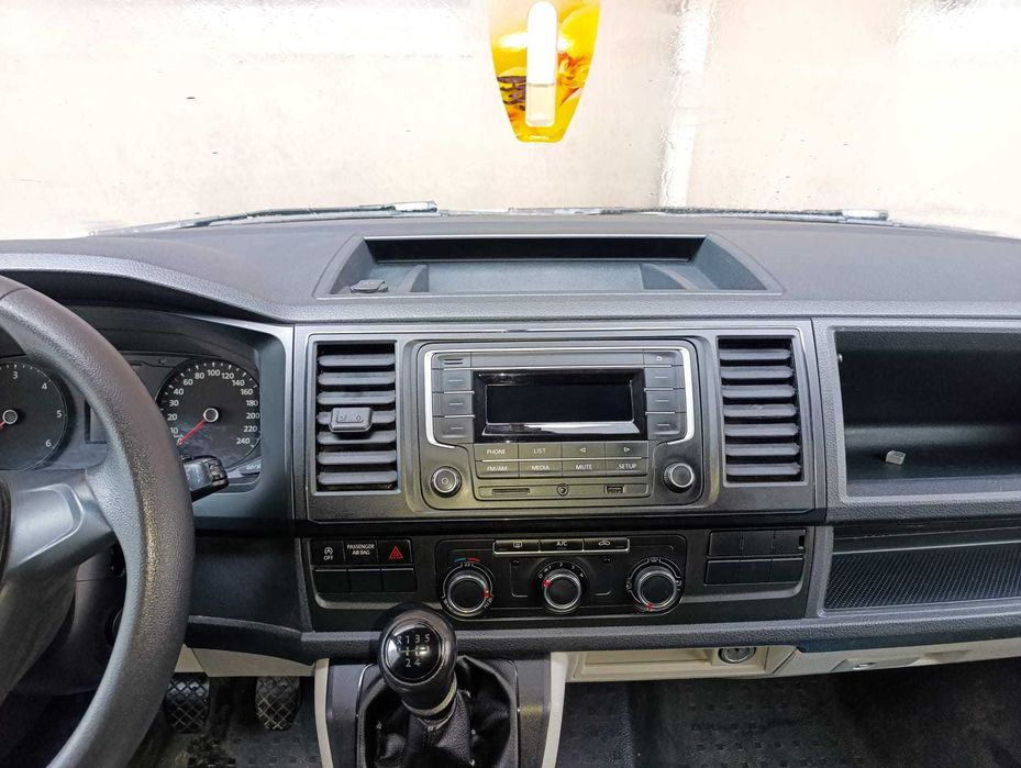 VOLKSWAGEN Transporter 2016 — imagine 2