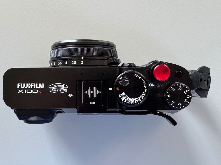 FUJIFILM X100F セット fujifilm x100f second hand si noi de vanzare • Anunturi • OLX.ro