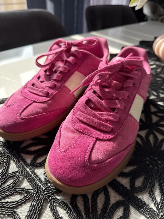 Маратонки тип Самба на Зара