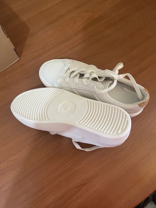Ugg Dinale snickers/tenisi piele