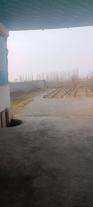 Ховли уй сотилади