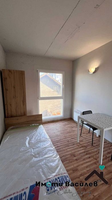 Дава се под наем Двустаен апартамент в София, Център - 20 кв.м за 303.96 € - Снимка #1