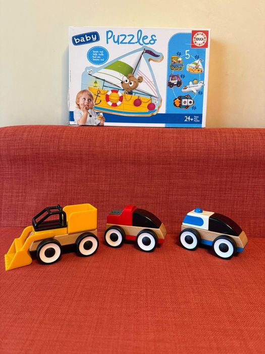 Дървени колички IKEA и бебешки пъзел Educa 5 в 1