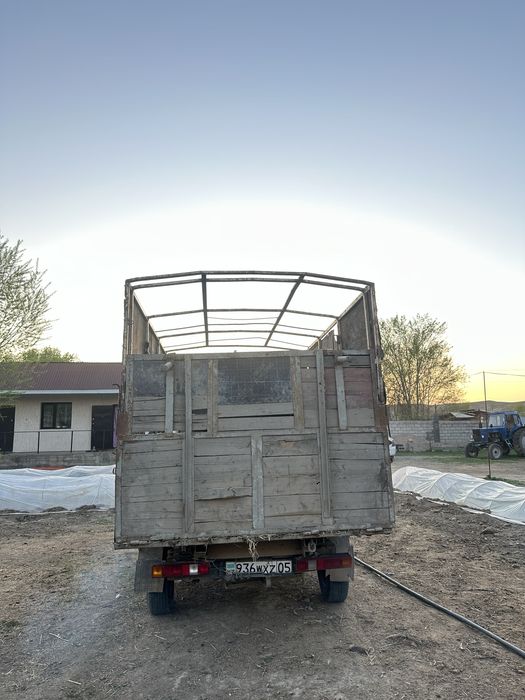 Грузавой Мерседес