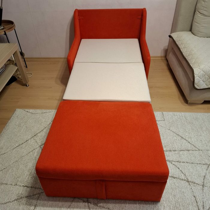 Разтегателен фотьойл с функция сън,размери 80/190 см.