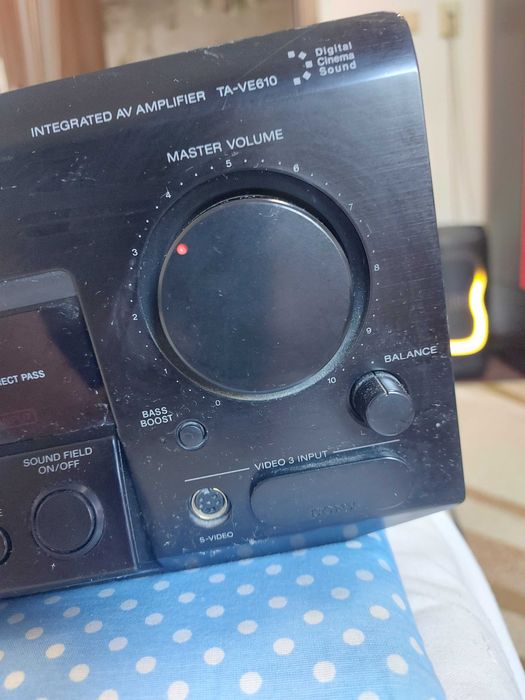 Усилвател SONY TA-VE610