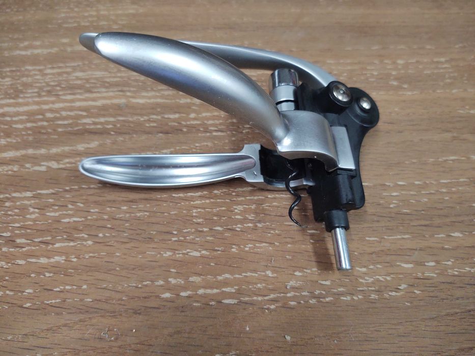 Продавам чудесна отварачка