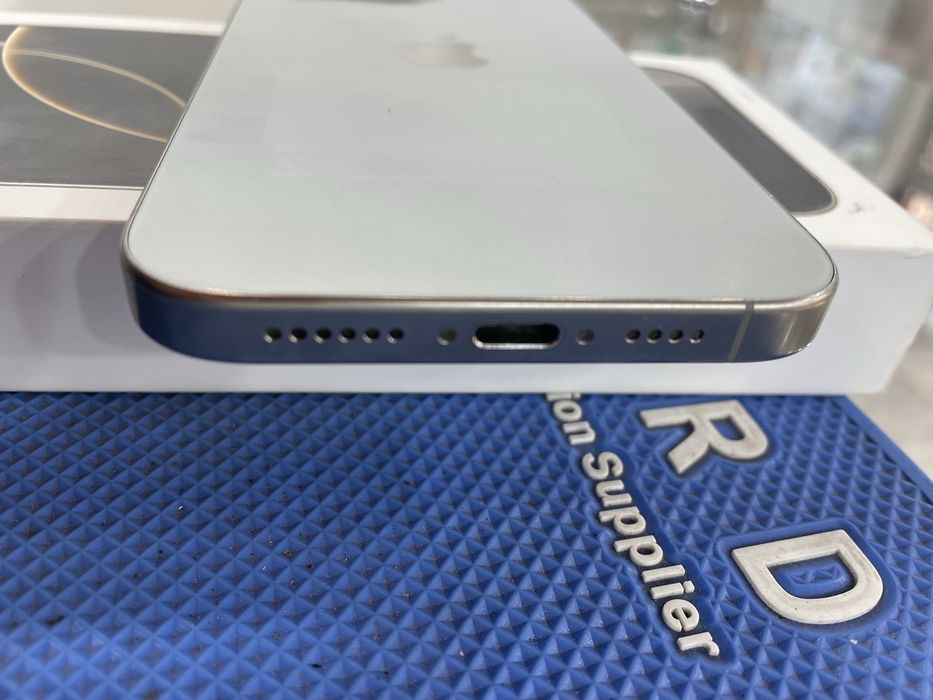 Iphone 16 pro max 256/91%