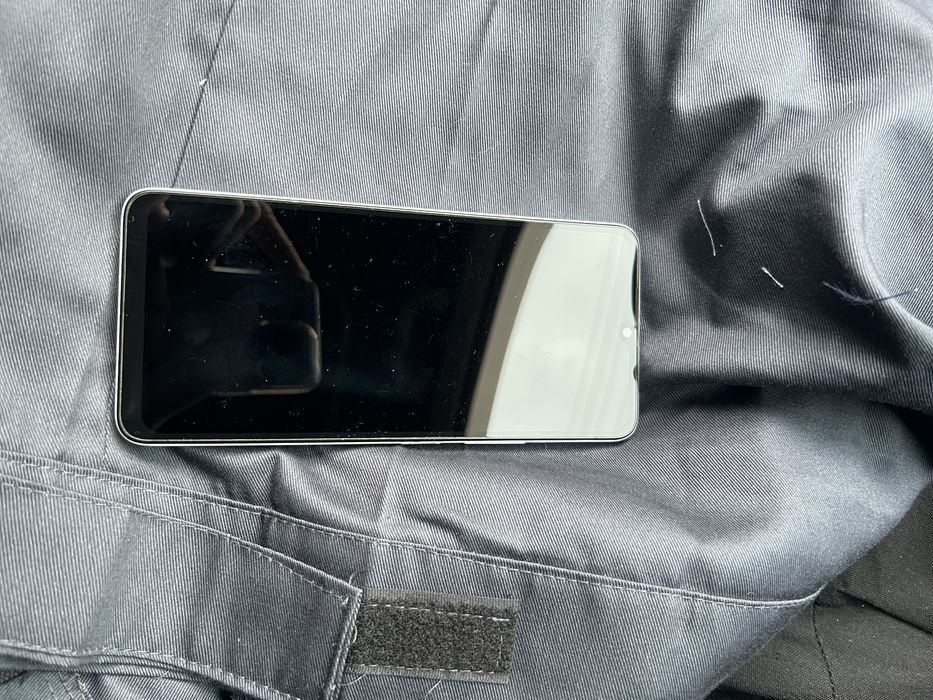 Продам телефон в рабочем состоянии