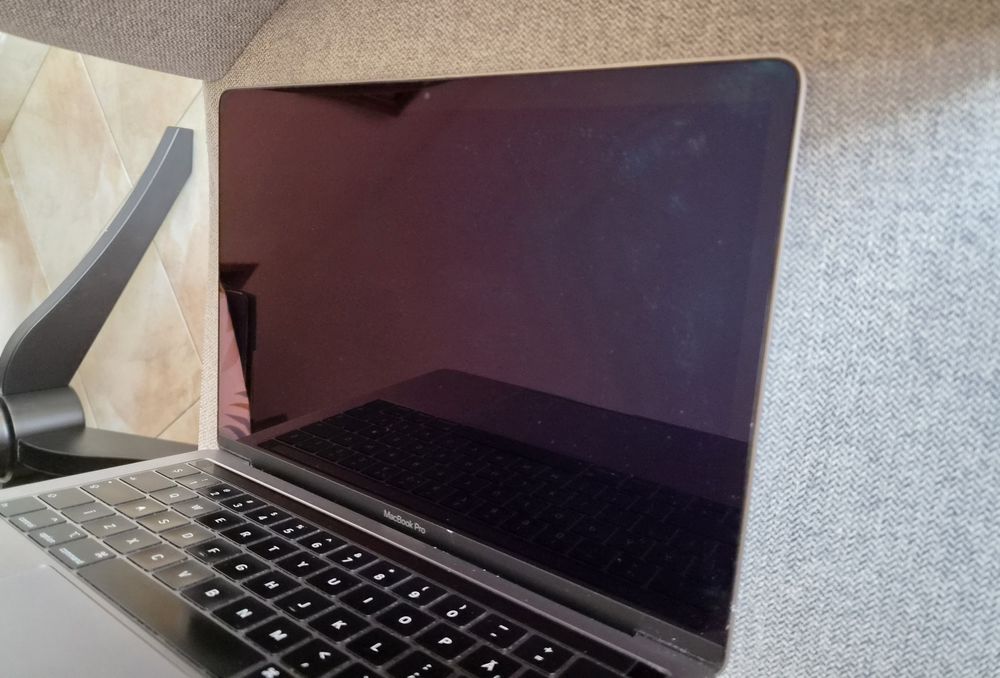 MacBook Pro 13" 2019 – i5