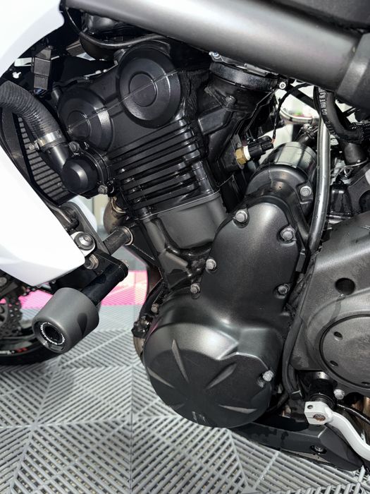 Kawasaki Er -6N 2012