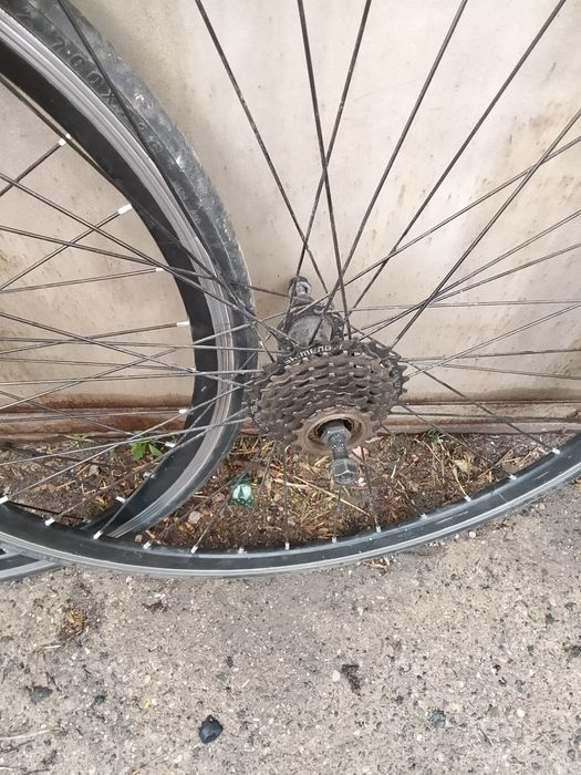 Колеса на шоссейный велосипед