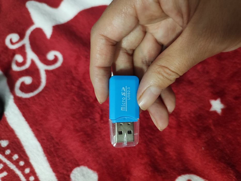 Мини ретро камера со вспышкой 8gb