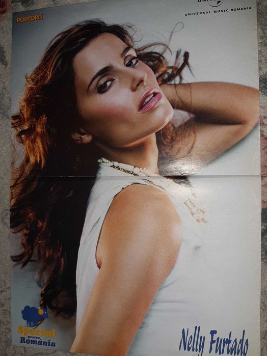 Poster Nelly Furtado / Trupa Simplu Smiley