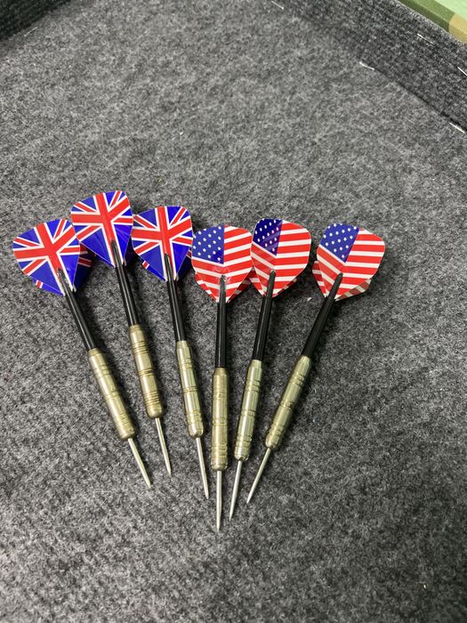 Продам дартс комплект