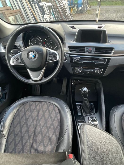 Bmw x1 2017  9600€
