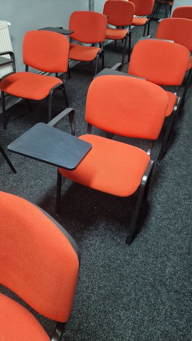 Scaune cu masuta pt sala de curs, sedinte